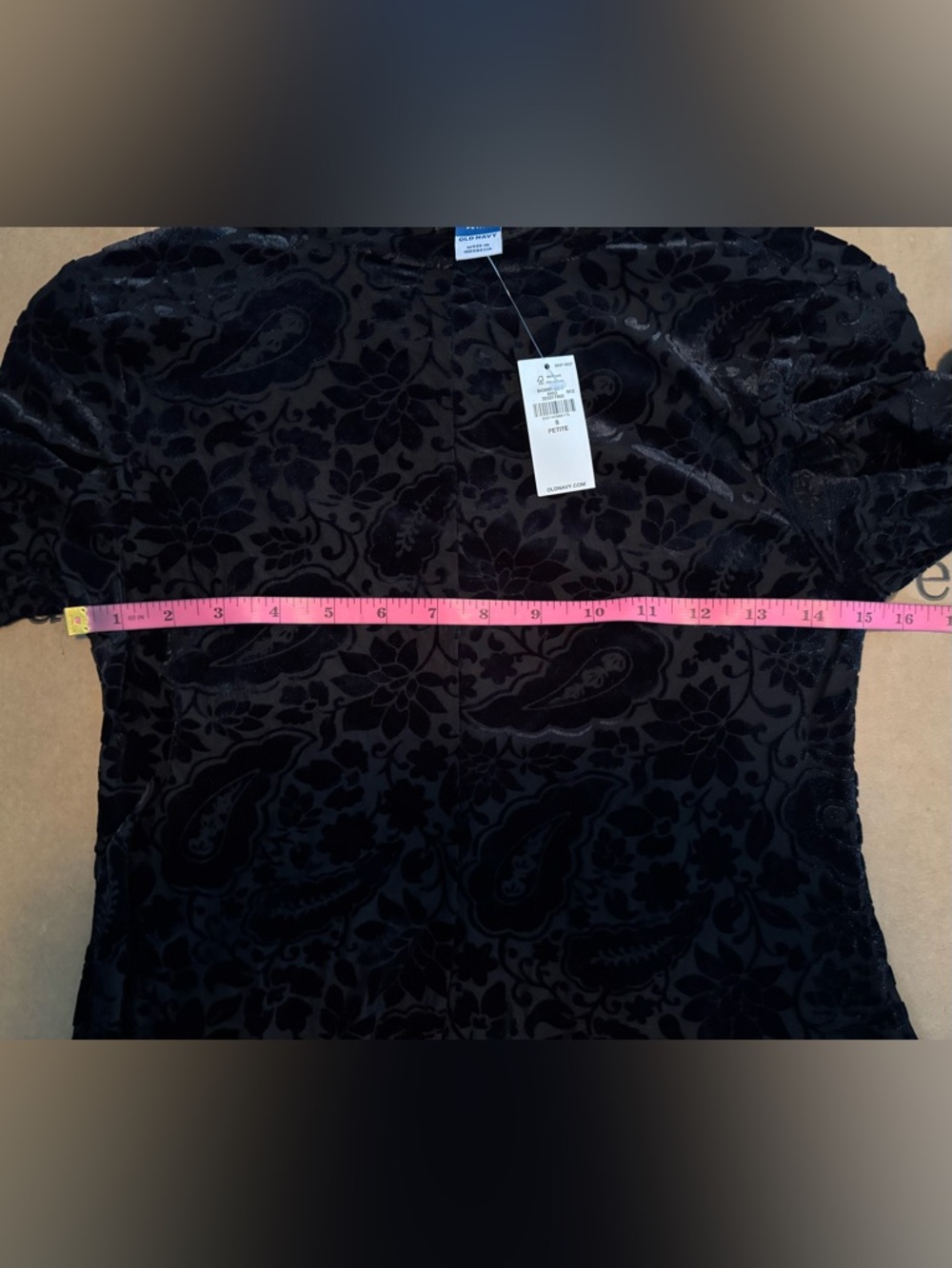 Old Navy Petite Long-Sleeve Velour Mini Dress - Picture 12 of 14
